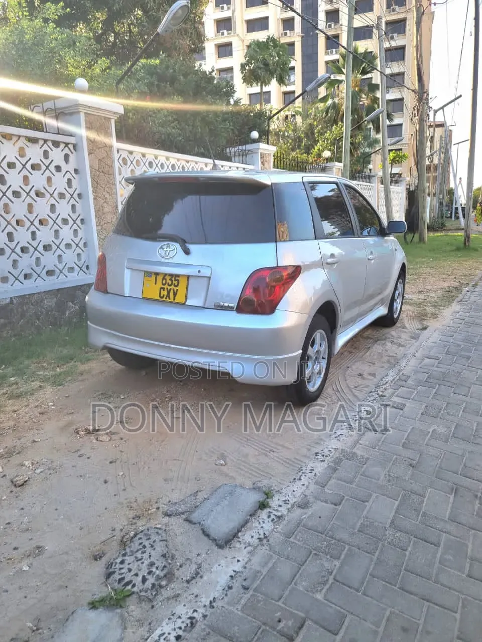 Toyota IST 2005 Silver
