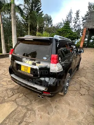 Toyota Land Cruiser Prado 2010 Black