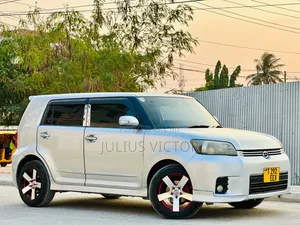 Toyota Corolla Rumion 2009 Silver