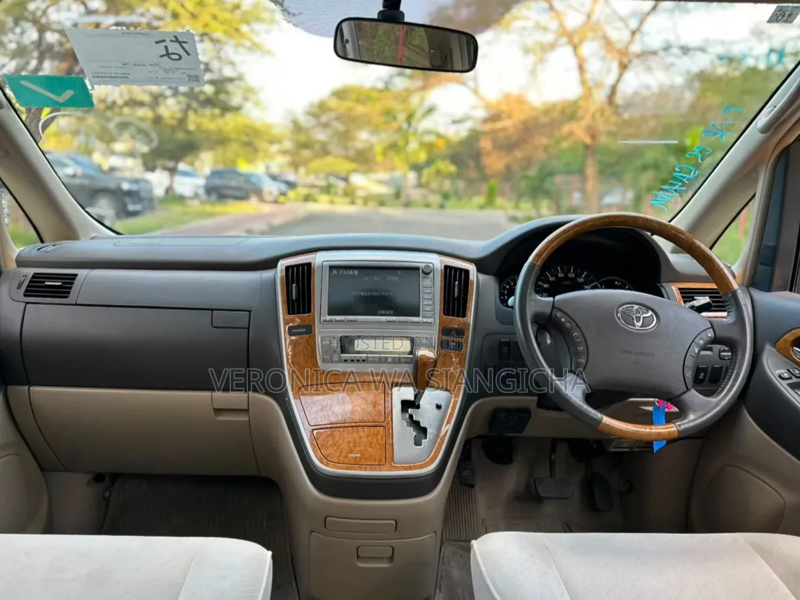 Toyota Alphard 2005 White