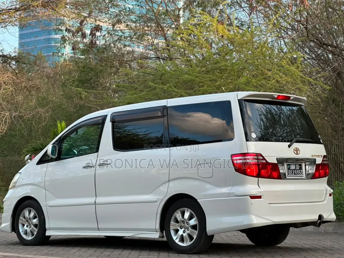 Toyota Alphard 2005 White