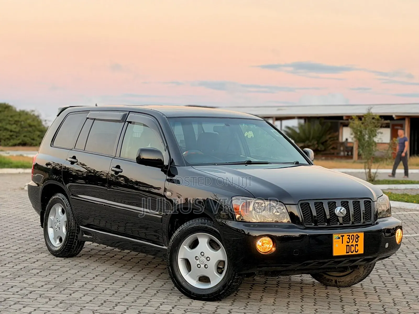 Toyota Kluger 2004 Black