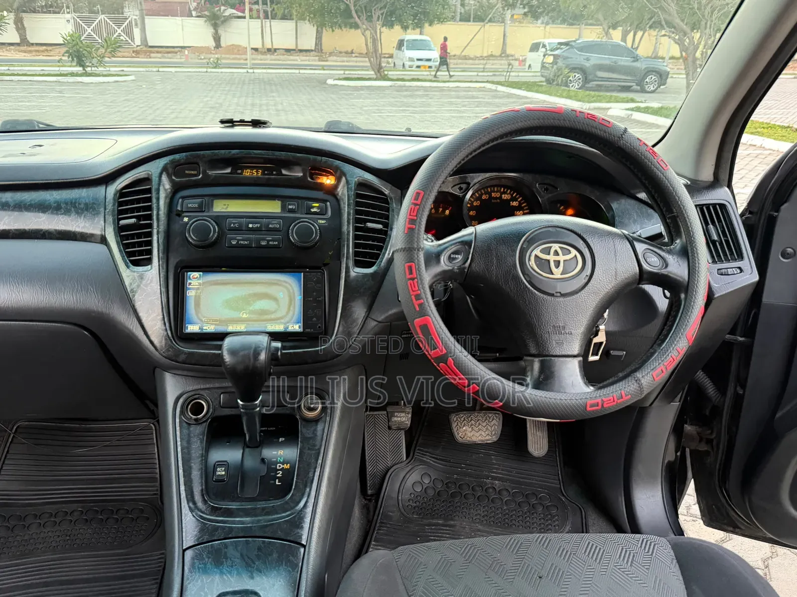 Toyota Kluger 2004 Black