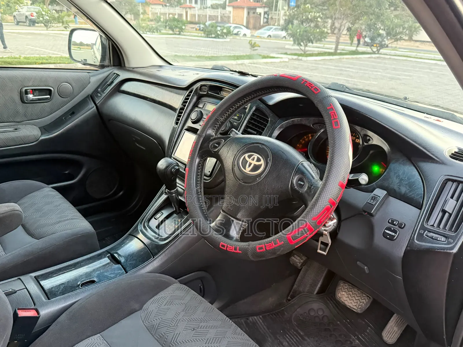 Toyota Kluger 2004 Black
