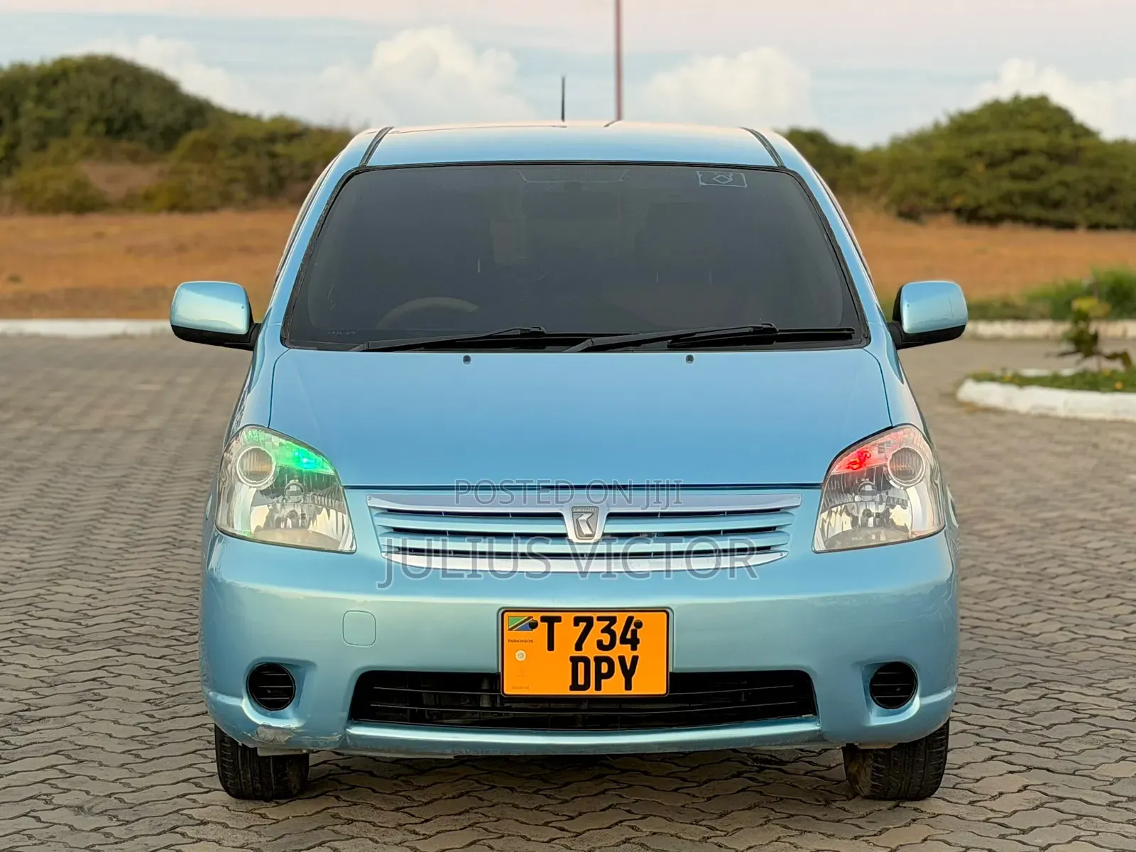 Toyota Raum 2005 Blue