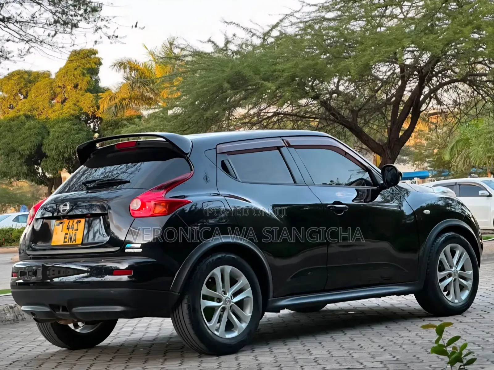 Nissan Juke 2012 Black