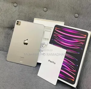 New Apple iPad Pro 12.9 (2022) 128 GB Silver