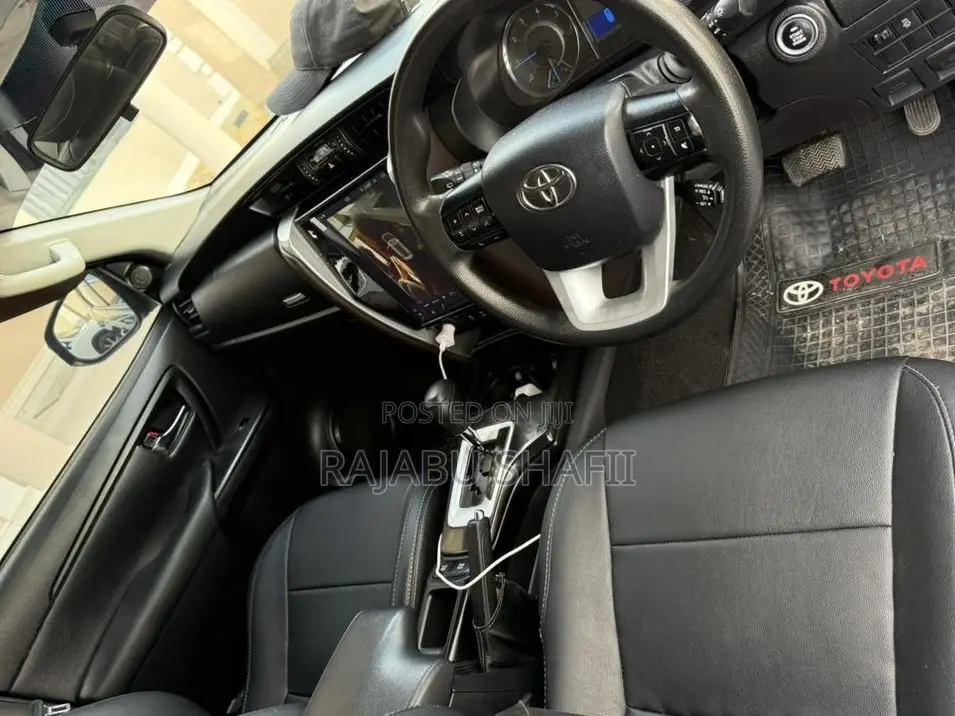 Toyota Fortuner 2.8 D AWD 2018 Gray