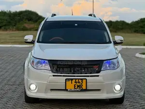 Subaru Forester 2011 White