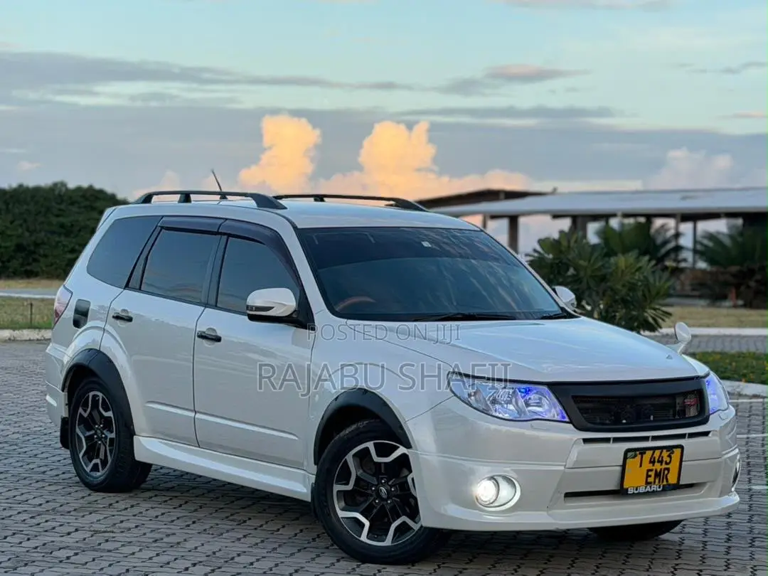 Subaru Forester 2011 White