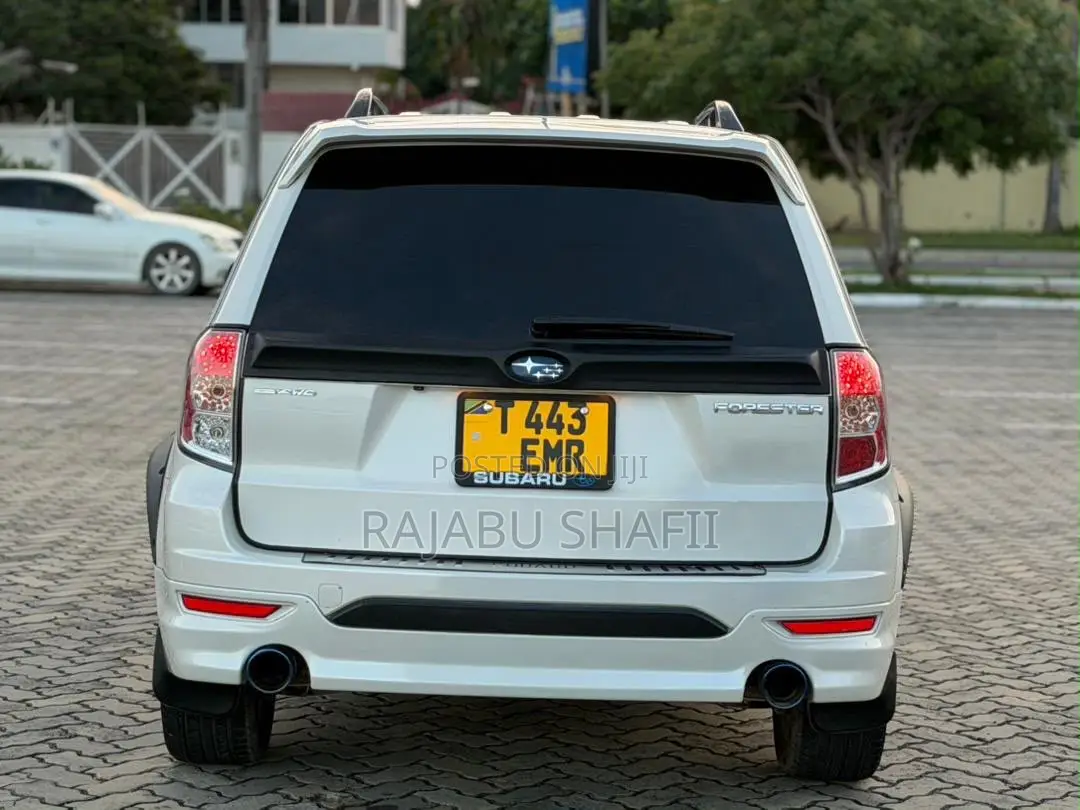 Subaru Forester 2011 White