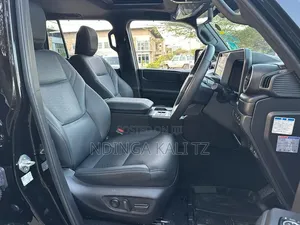 Toyota Land Cruiser 2024 Black