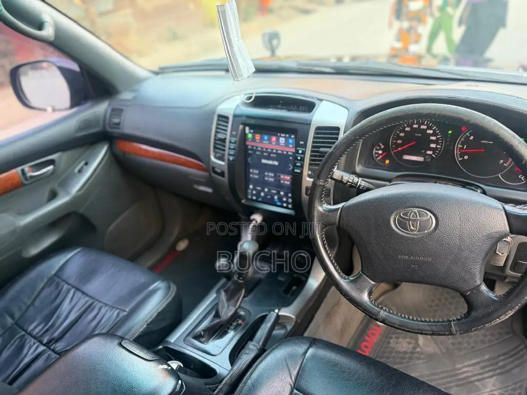 Toyota Land Cruiser Prado 2006 Black