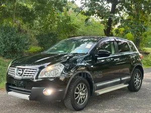 Nissan Dualis 2012 Black