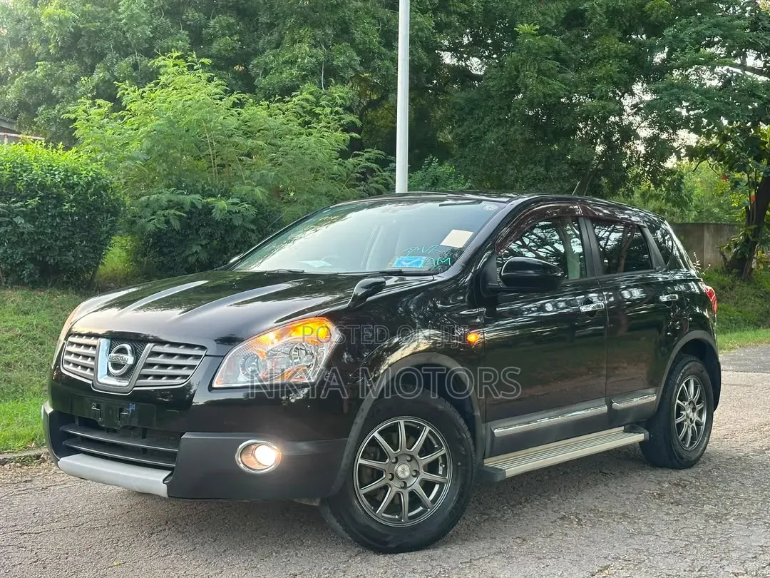 Nissan Dualis 2012 Black