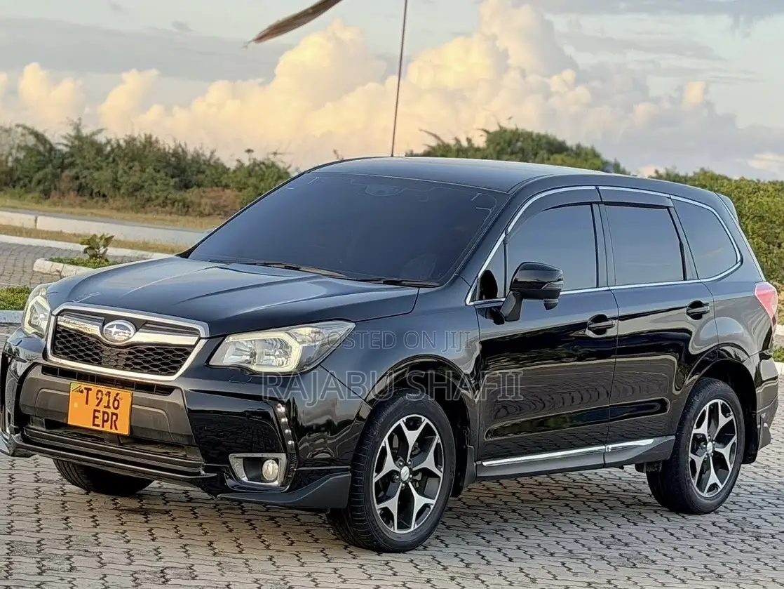 Subaru Forester 2.0XT Touring 4dr SUV AWD (2.0L 4cyl Turbo CVT) 2014