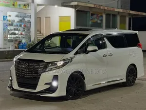 Toyota Alphard 2017 White