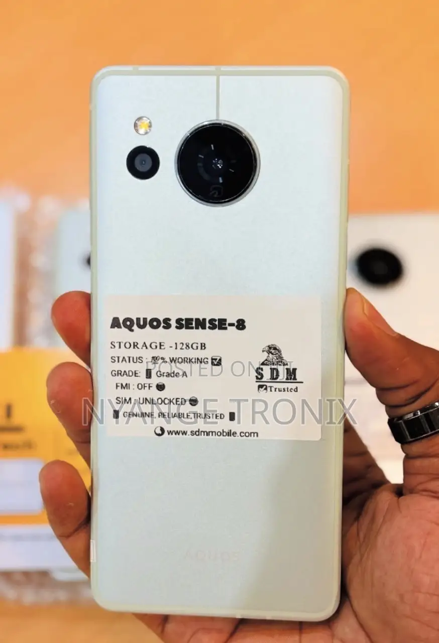 Sharp Aquos Sense 8 128 GB Silver