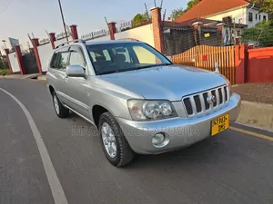 Toyota Kluger 2005 Silver