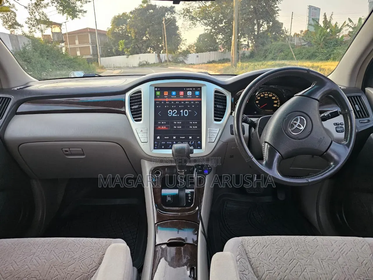 Toyota Kluger 2005 Silver