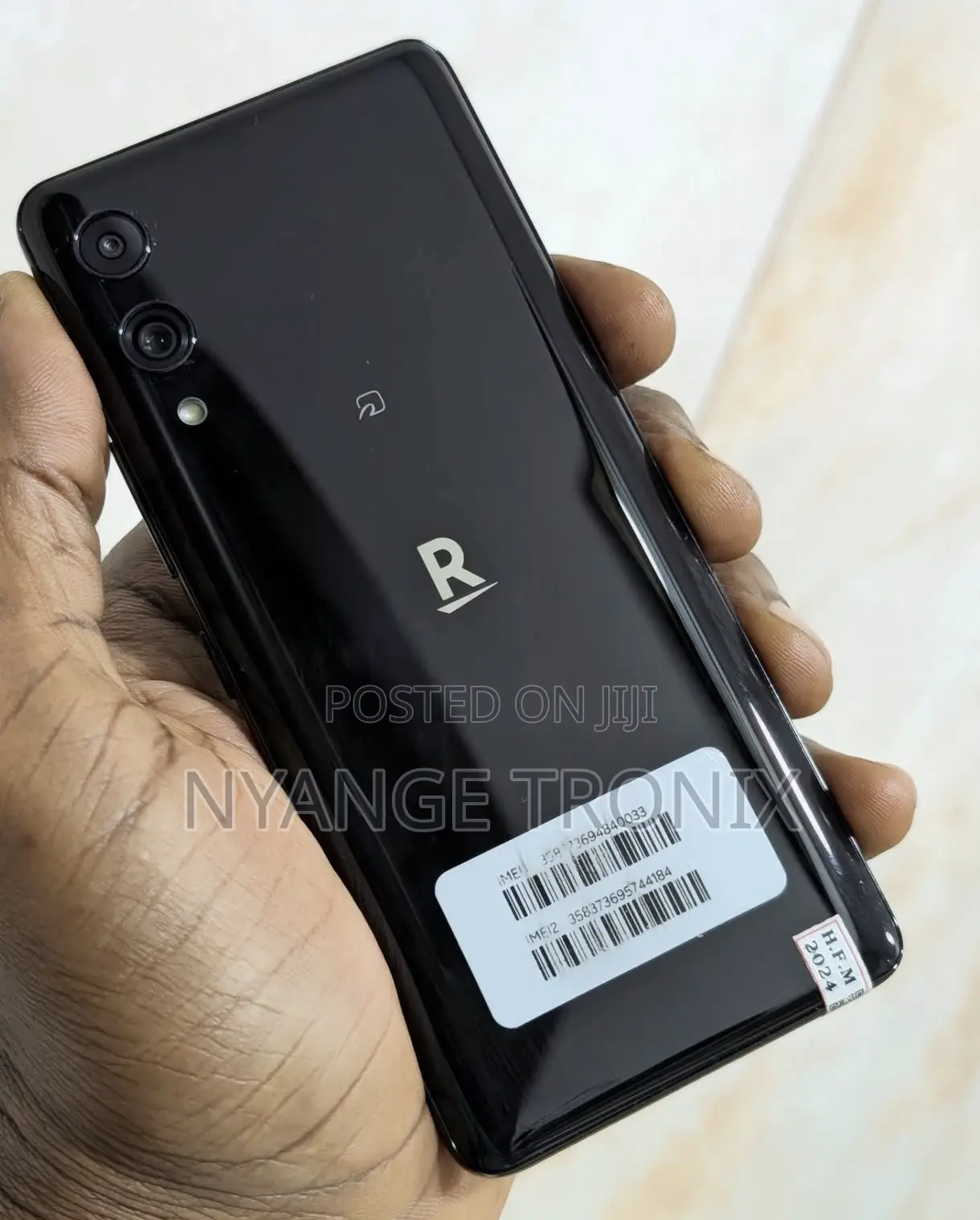 Rakuten Hand 4G 64 GB Black