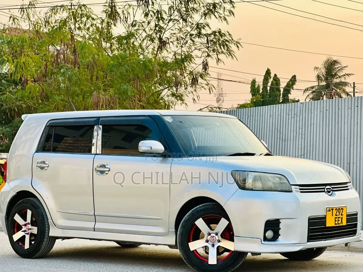 Toyota Corolla Rumion 2008 White