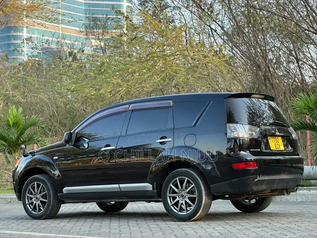 Mitsubishi Outlander 2006 Black