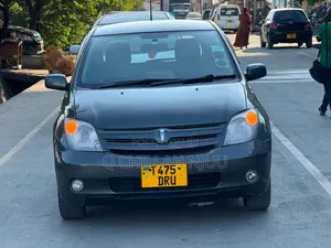 Toyota IST 2003 Gray