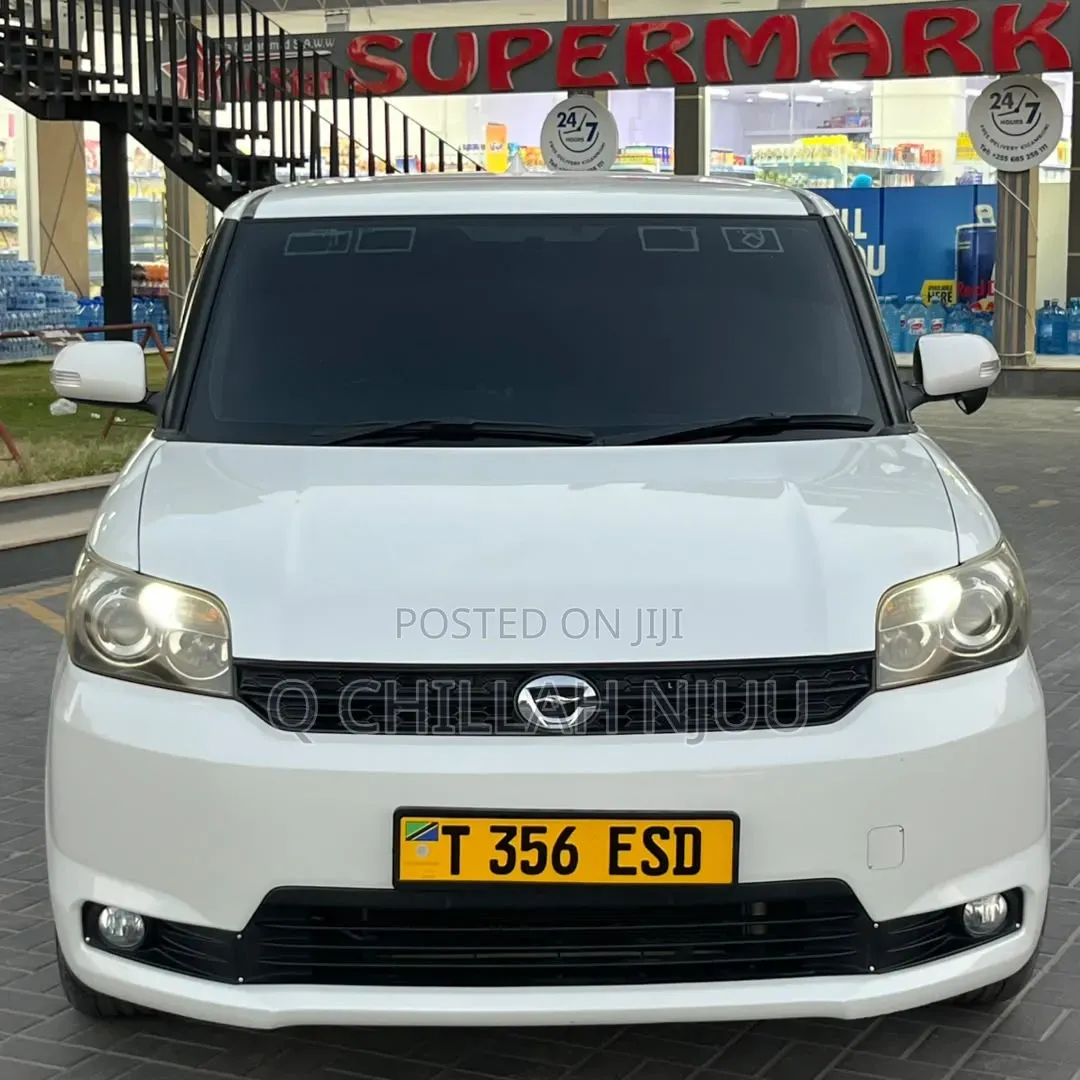 Toyota Corolla Rumion 2007 White