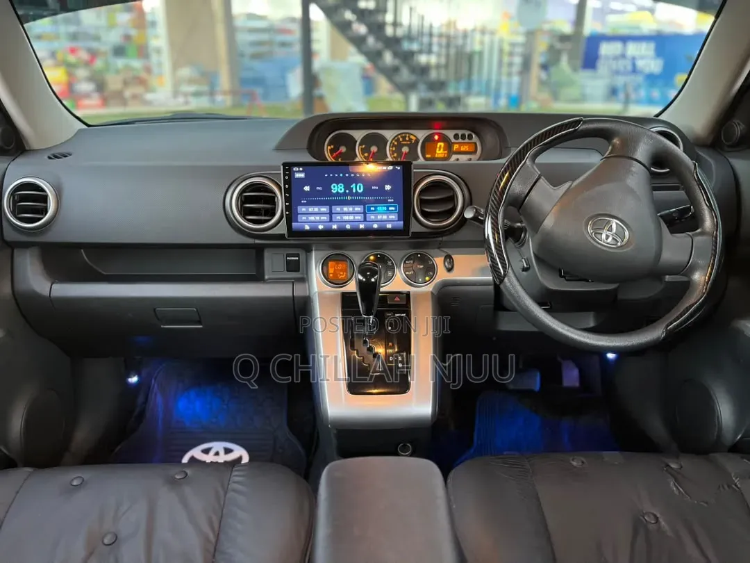 Toyota Corolla Rumion 2007 White