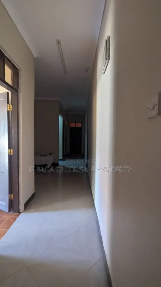3bdrm Apartment in Mbezi for sale