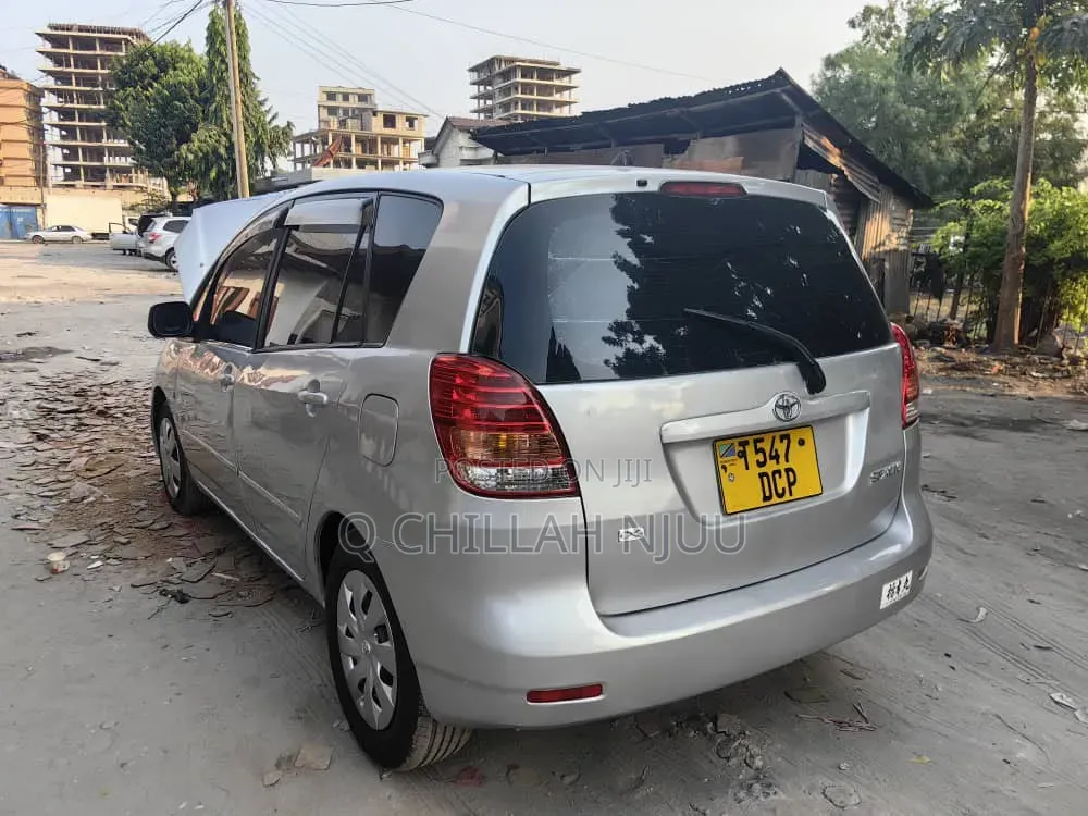 Toyota Corolla Spacio 2004 Silver