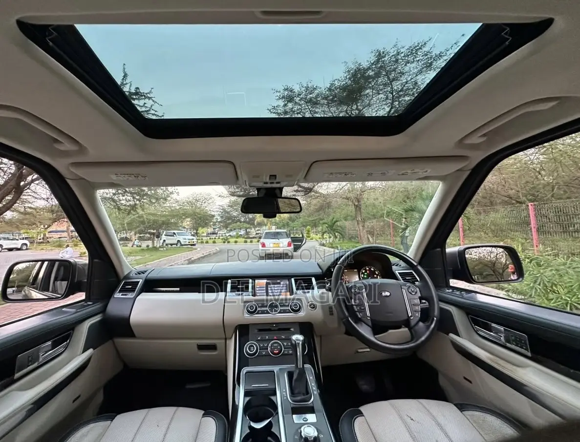 Land Rover Range Rover Sport 2010 Gray