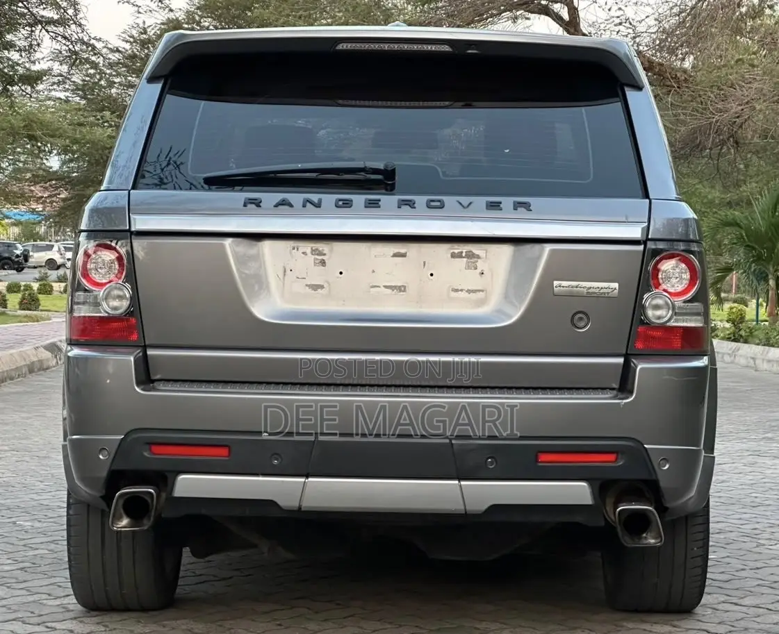 Land Rover Range Rover Sport 2010 Gray