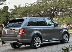 Land Rover Range Rover Sport 2010 Gray