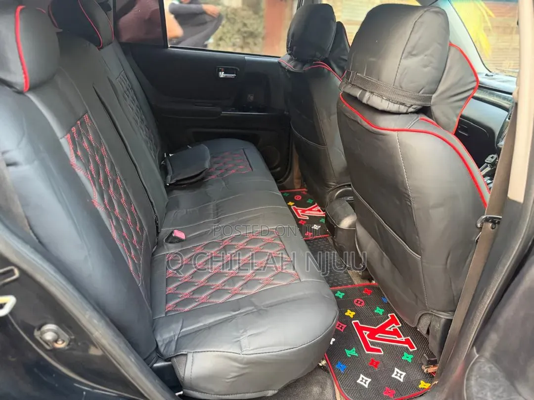 Toyota Kluger 2004 Black