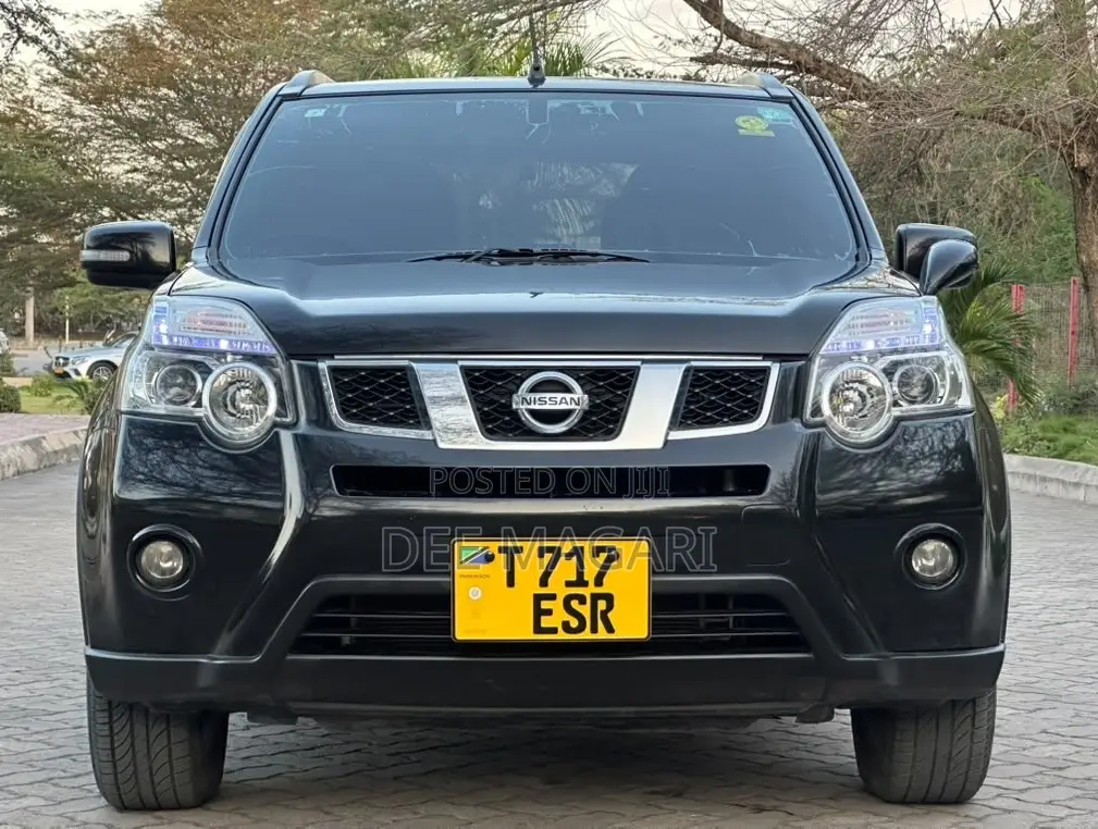 Nissan X-Trail 2013 Black
