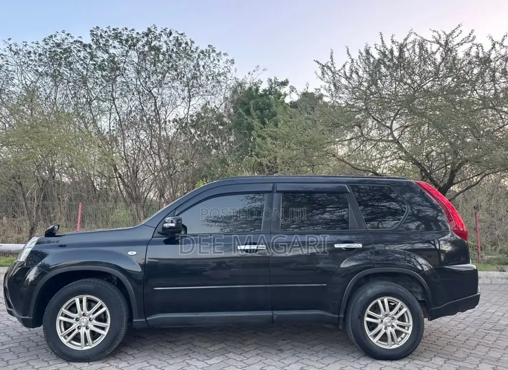 Nissan X-Trail 2013 Black