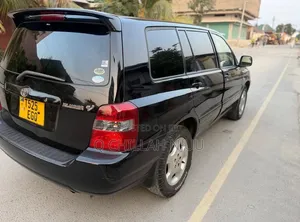 Toyota Kluger 2004 Black