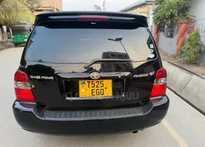Toyota Kluger 2004 Black
