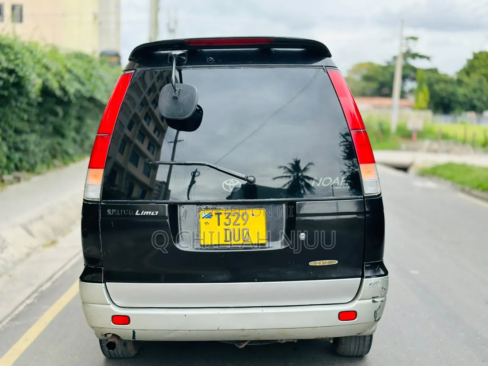 Toyota LiteAce Noah 1999 Black