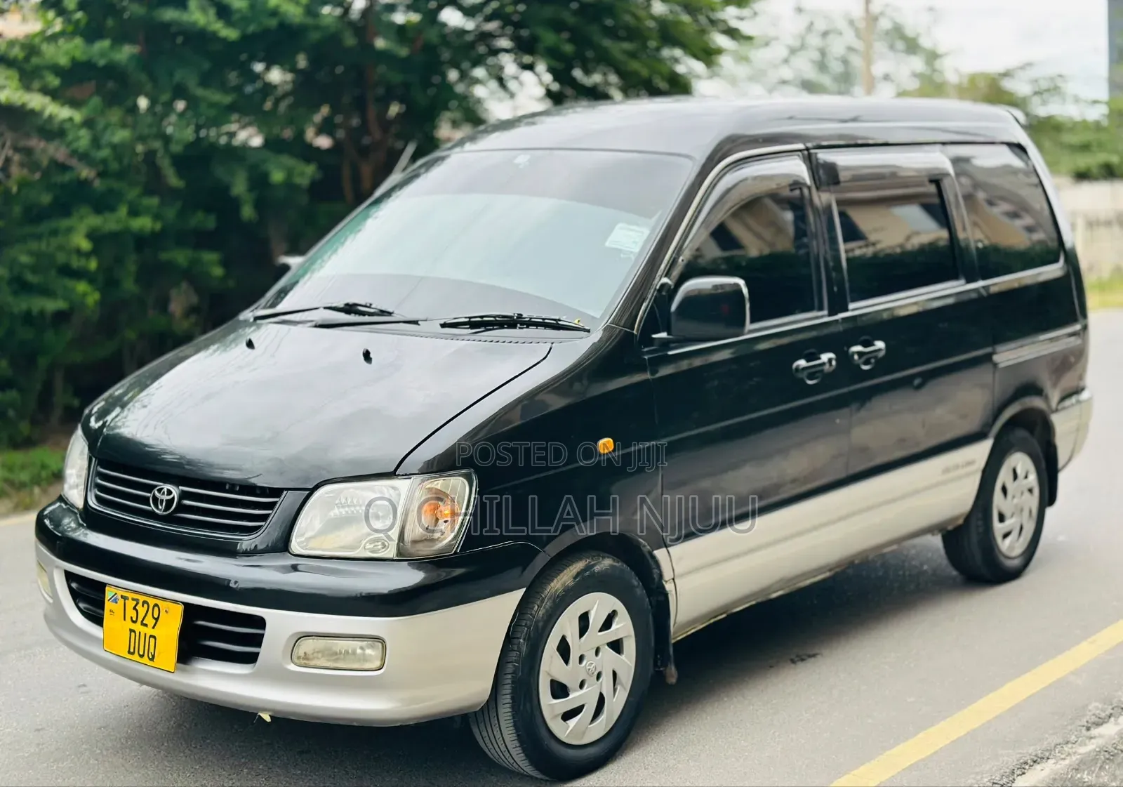 Toyota LiteAce Noah 1999 Black