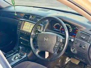Toyota Crown 2007 White
