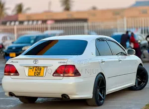 Toyota Crown 2007 White