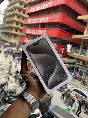 New Apple iPhone 15 Pro 256 GB Black