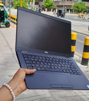 Laptop Dell Latitude 5400 8GB Intel Core i5 SSD 256GB