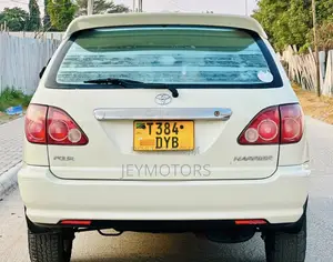 Toyota Harrier 2003 White