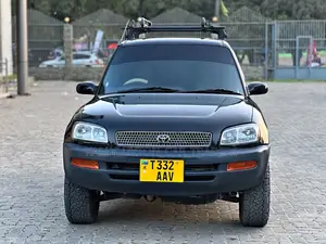 Toyota RAV4 2004 Blue