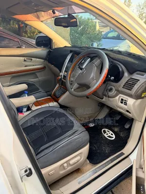 Toyota Harrier 2005 White