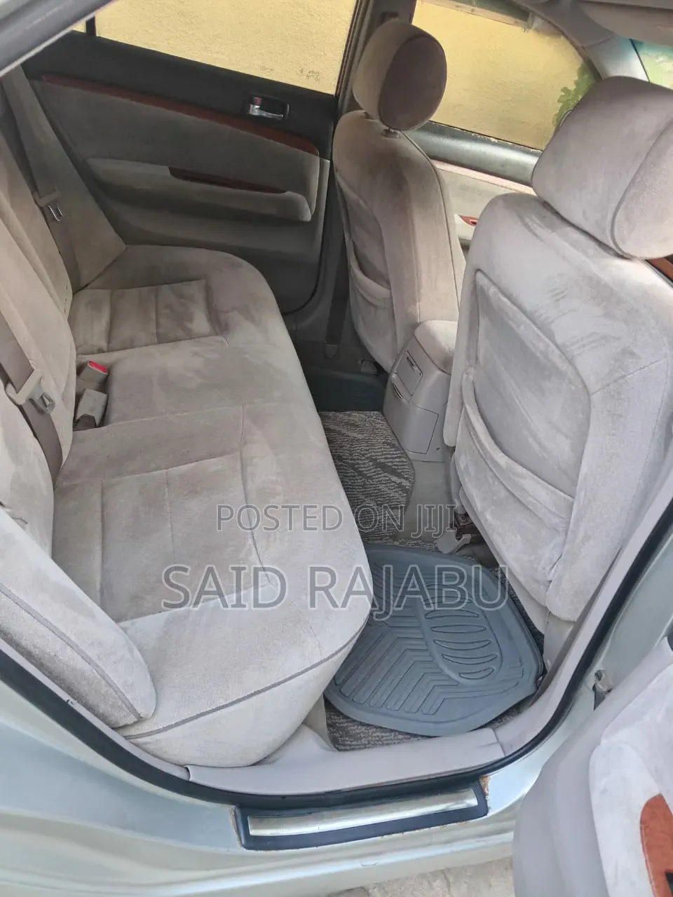 Toyota Mark II 2000 Silver